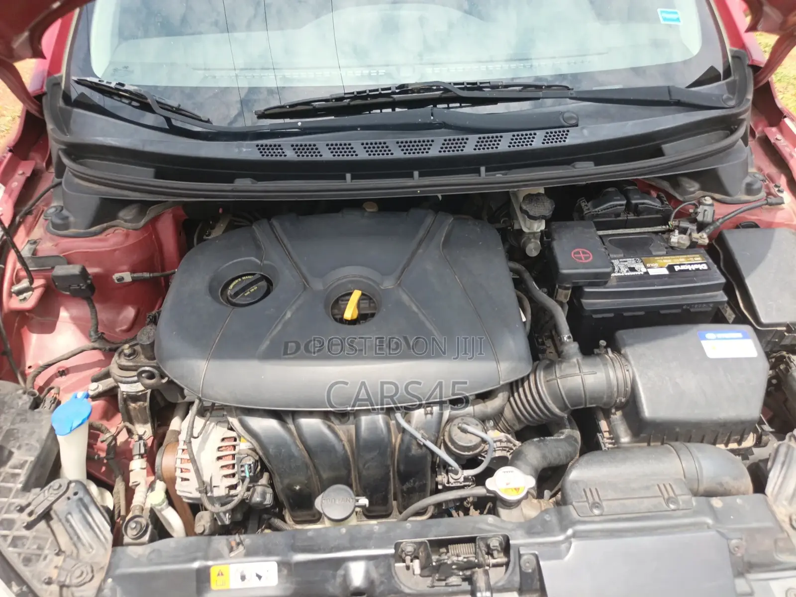 Hyundai Elantra 2012 Red