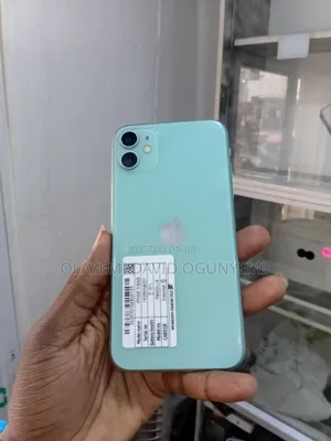 Apple iPhone 11 64 GB Green