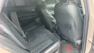 Toyota Venza 2024 Brown