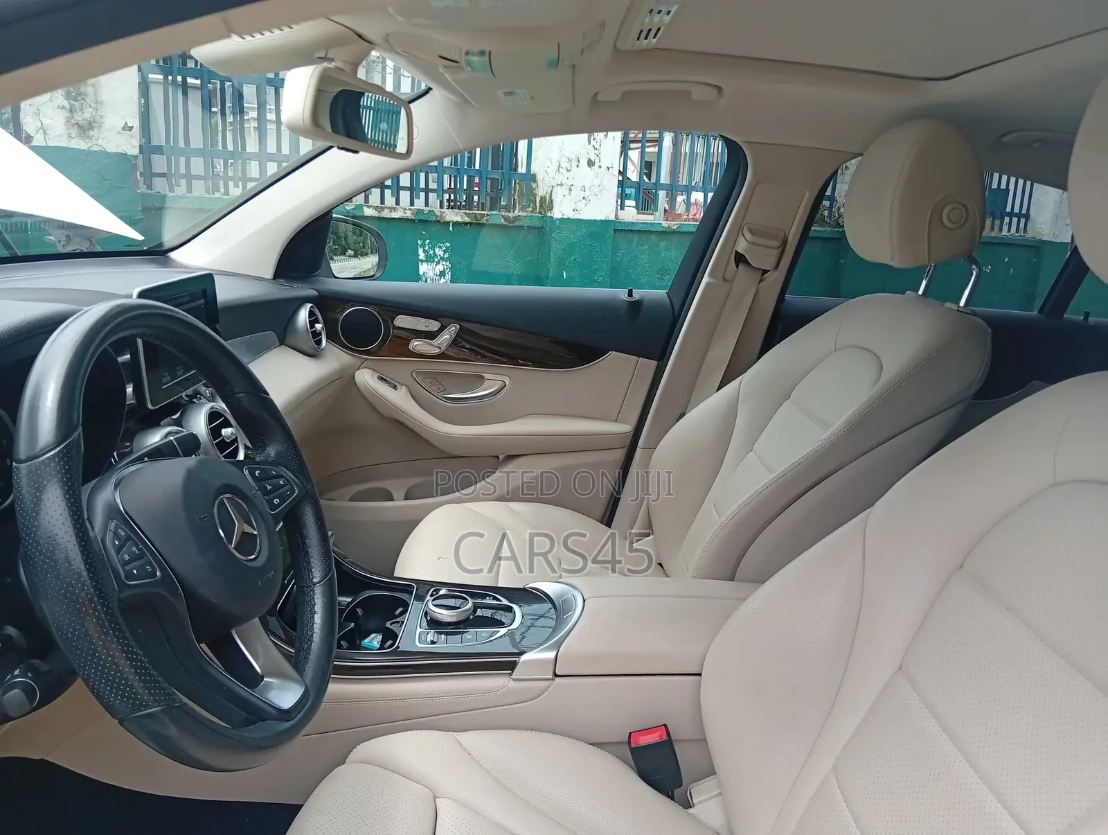 Mercedes-Benz GLC-Class 2017 White