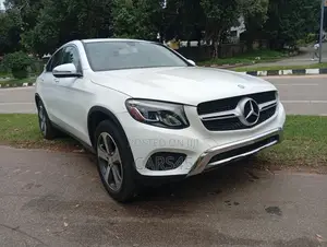 Mercedes-Benz GLC-Class 2017 White