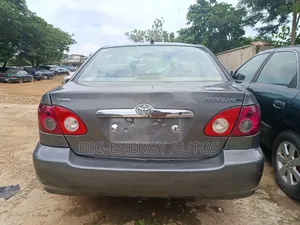 Toyota Corolla 2005 Gray