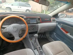 Toyota Corolla 2005 Gray