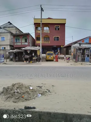 Furnished 18bdrm House in Ojo for sale