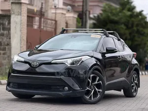 Toyota C-HR XLE Prermium FWD (2.0L 4cyl 2AM) 2018 Black
