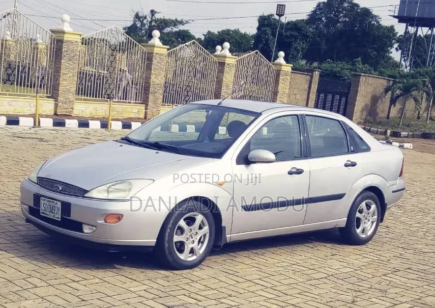 Ford Focus 2005 Gray