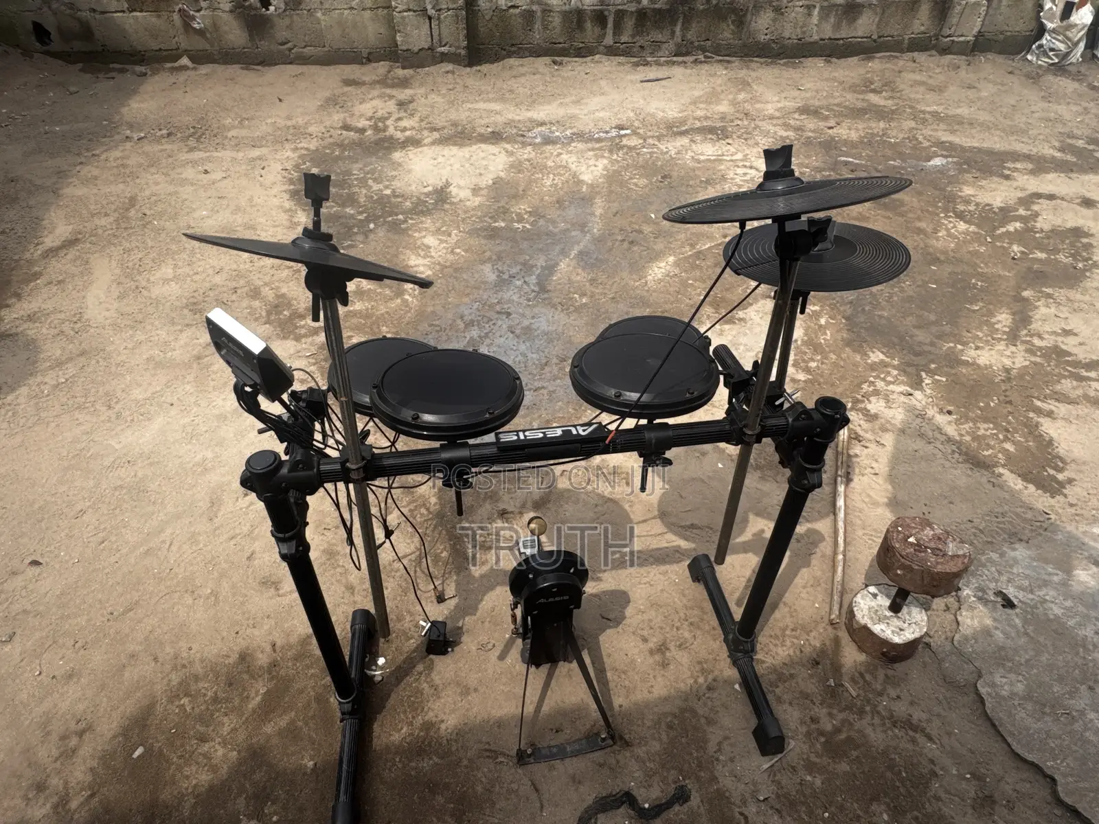 Alesis Electronic Drum Kit — Complete Set