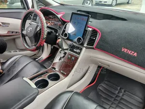 Toyota Venza 2012 Silver