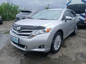 Toyota Venza 2012 Silver