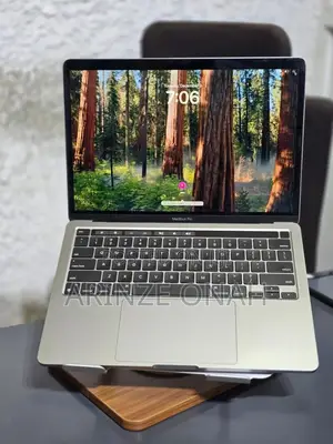 Laptop Apple MacBook Pro 2020 8GB Apple M1 SSD 512GB