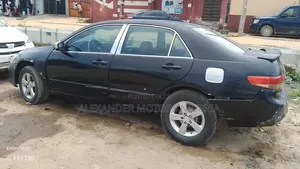 Honda Accord 2004 Gray