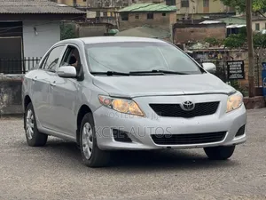 Toyota Corolla 2009 Silver