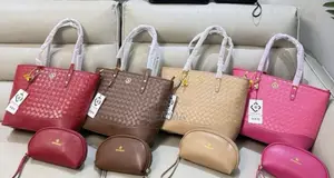 Elegant Ladies Purse – Fashionable Women’s Handbag