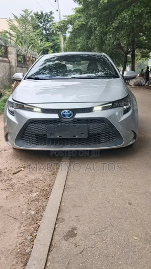 Toyota Corolla 2023 Silver
