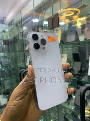 Apple iPhone 16 Pro Max 256 GB White