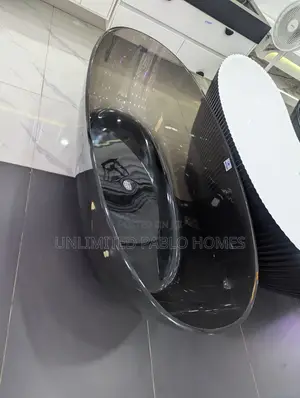 Modern Glass Transparent Bathtub