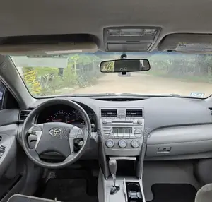 Toyota Camry LE 4dr Sedan (2.5L 4cyl 6A) 2011 Silver