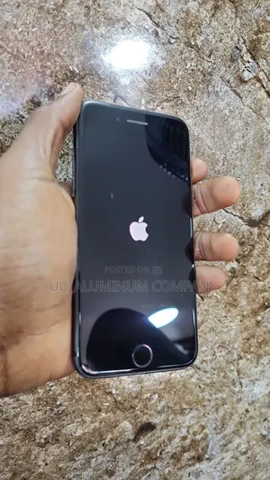 Apple iPhone 8 128 GB Black