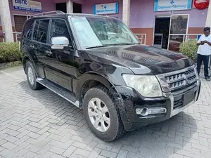 Mitsubishi Pajero V90 3.8 V6 GLS/GLX 2015 Black