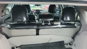 Toyota Venza XLE 2012 Silver