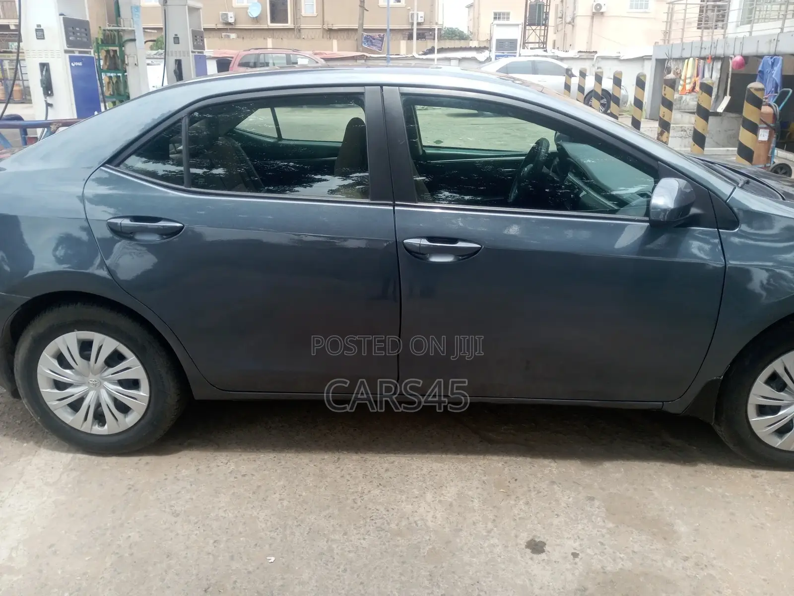 Toyota Corolla 2016 Gray