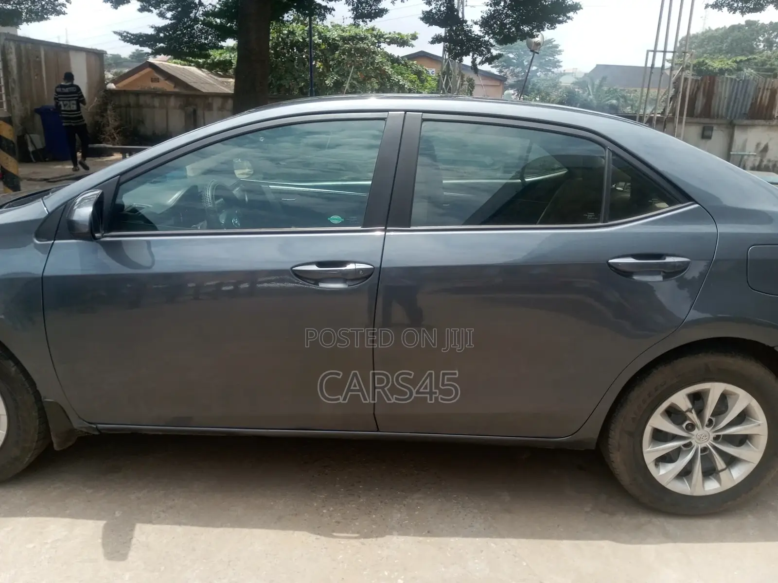 Toyota Corolla 2016 Gray