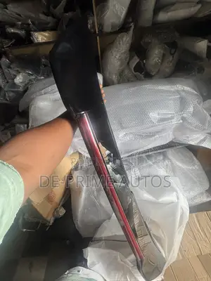 Land Cruiser Booth Spoiler