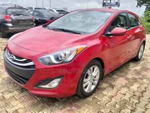 Hyundai Elantra 2014 Red