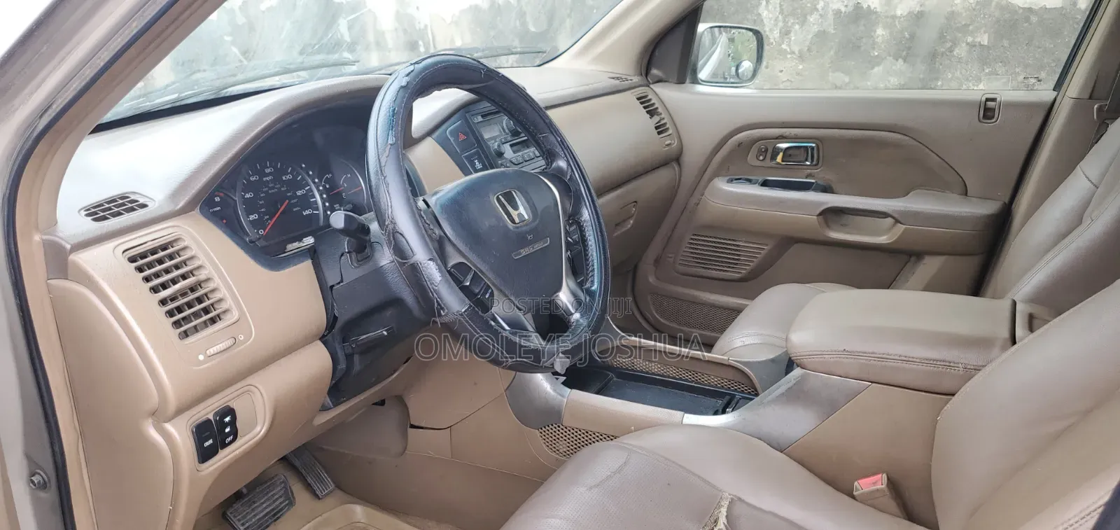 Honda Pilot 2004 Gold