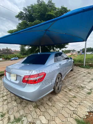 Mercedes-Benz E350 2012 Blue