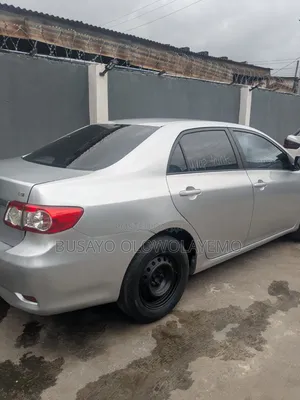 Toyota Corolla 2011 Silver