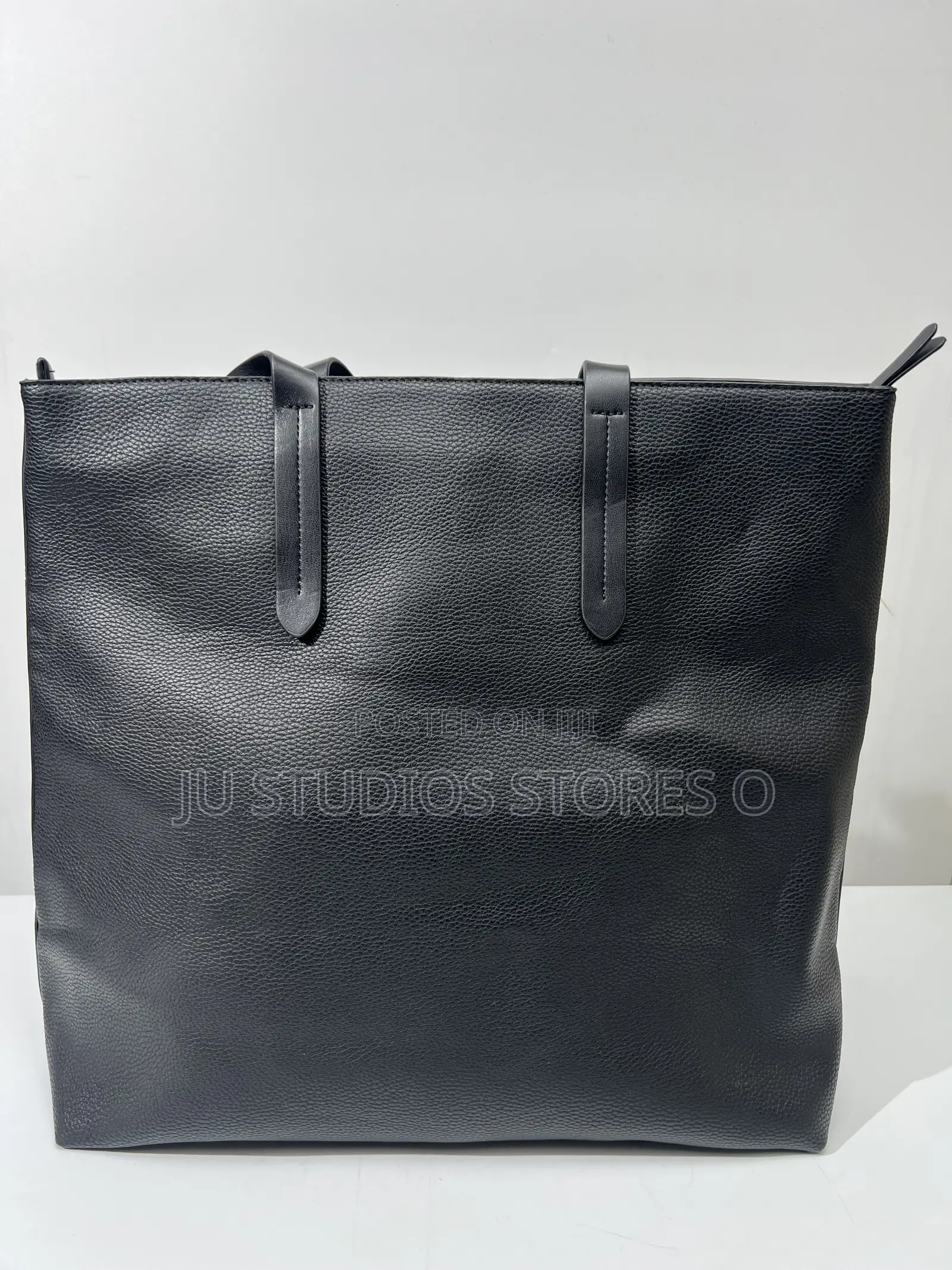 FIORELLI Matching Tote Bag With a Pouch