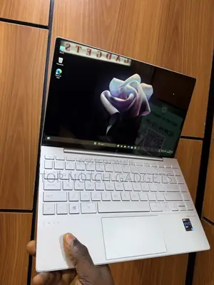 Laptop HP Envy 13-ba 8GB Intel Core i5 SSD 512GB