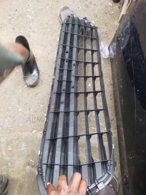 Down Grille Toyota Avalon 2014/2018