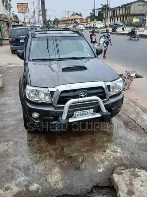 Toyota Tacoma 2008 Gray
