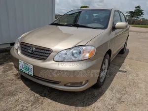 Toyota Corolla 2006 Gold