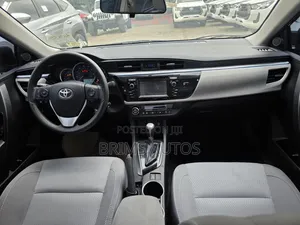 Toyota Corolla 2016 Gray