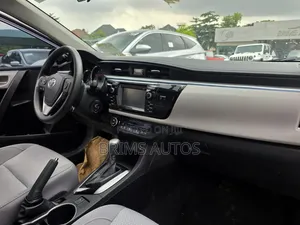 Toyota Corolla 2016 Gray