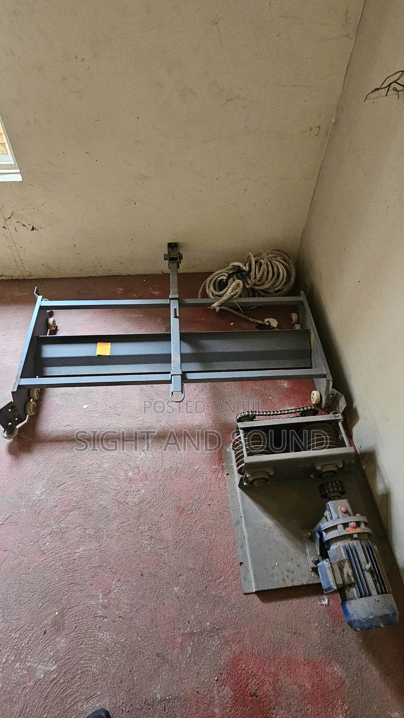 A3120 Layer Cage System