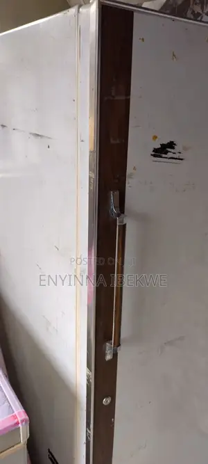 Heavy-Duty Ice Block Freezer