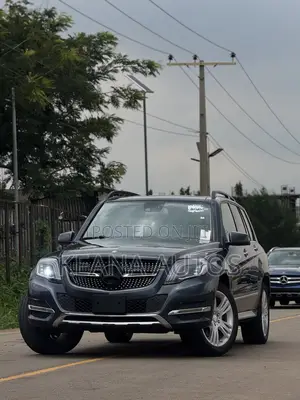 Mercedes-Benz GLK-Class 350 4MATIC 2014 Gray