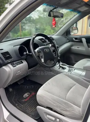 Toyota Highlander 2013 White