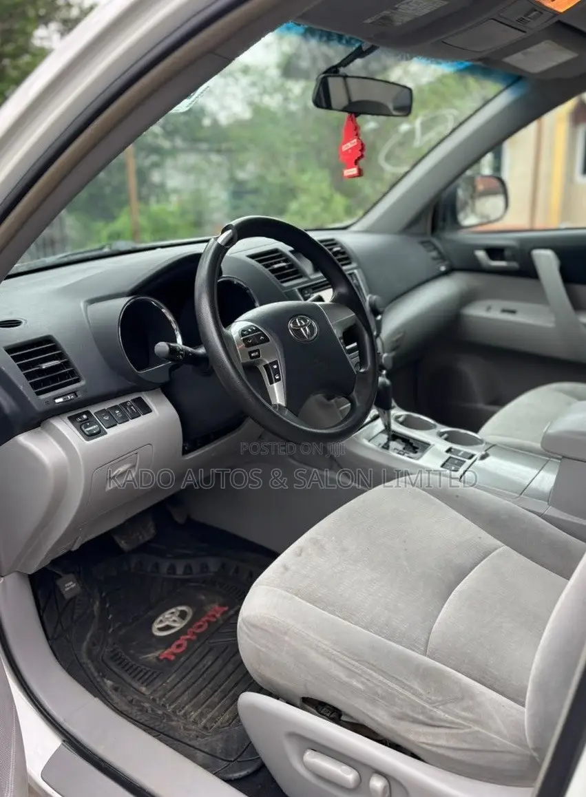 Toyota Highlander 2013 White