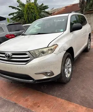Toyota Highlander 2013 White