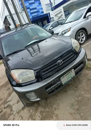 Toyota RAV4 Automatic 2003 Black