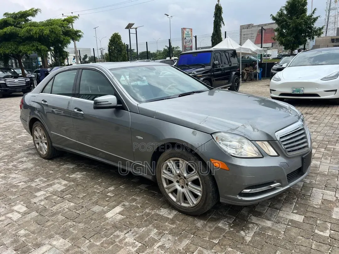 Mercedes-Benz E350 2012 Gray