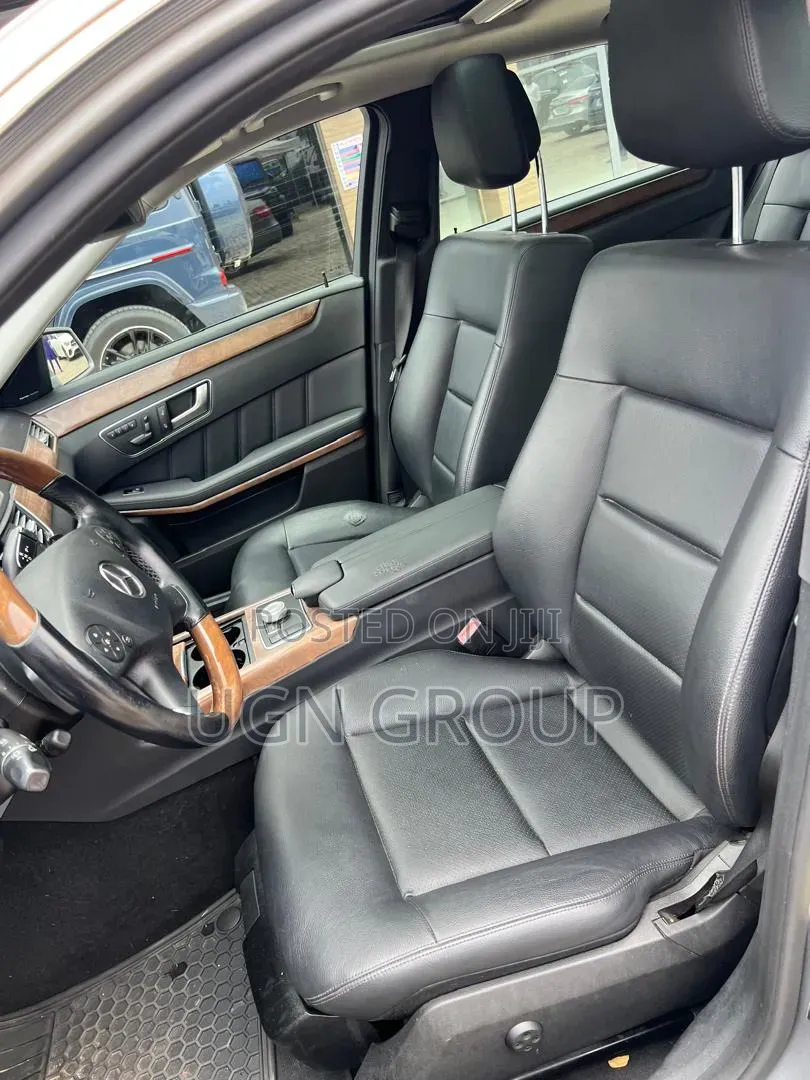 Mercedes-Benz E350 2012 Gray