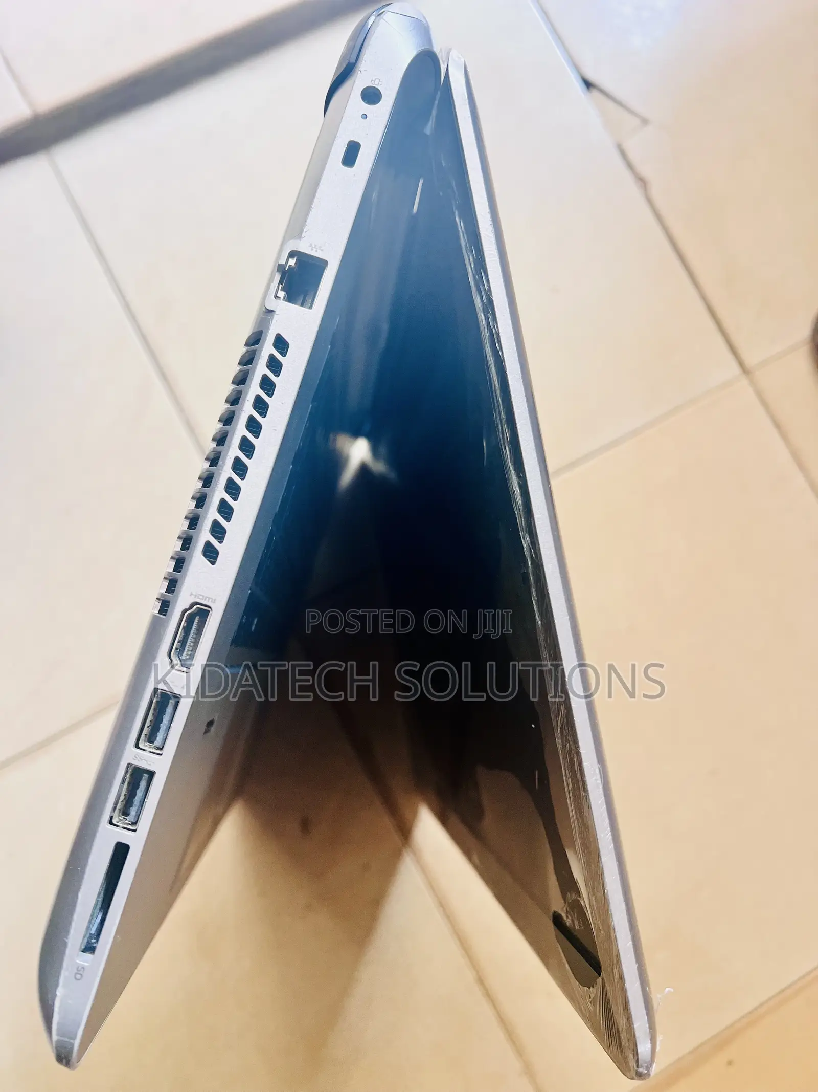 Laptop Lenovo V330 8GB Intel Core i5 SSD 256GB