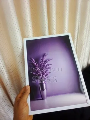 Glossy Customized Wall Frames