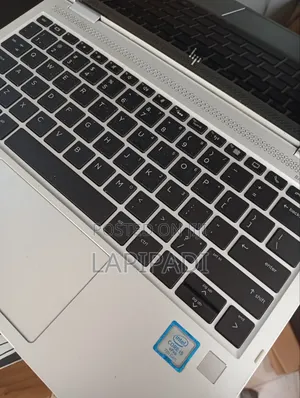 Laptop HP EliteBook 1030 8GB Intel Core i5 SSD 256GB